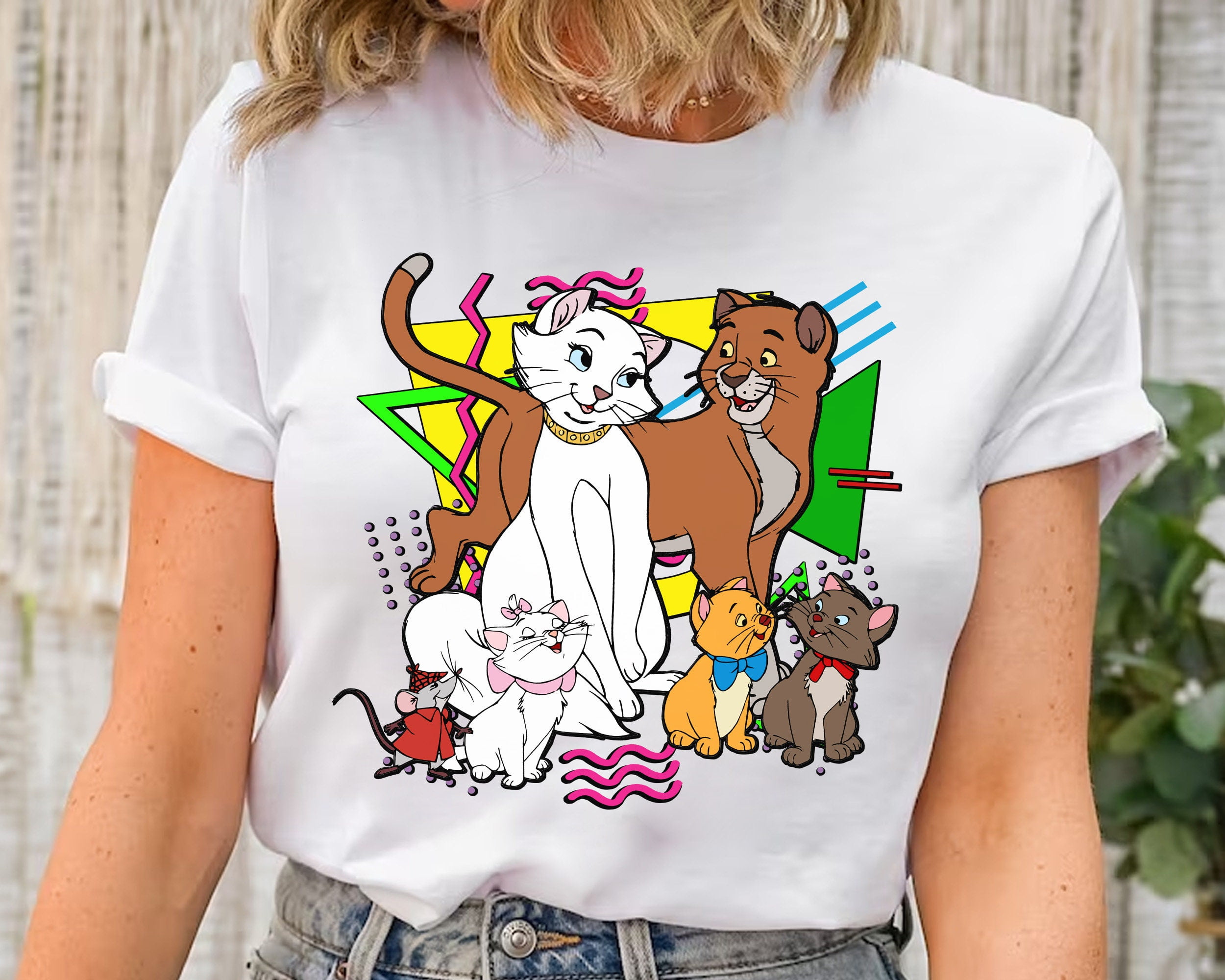 Disney Retro 90s Style Group Shot The Aristocats Characters Squad Shirt ...
