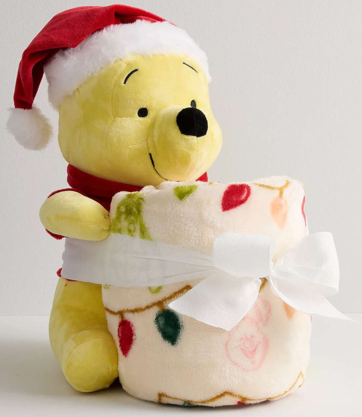 Disney Santa Winnie the Pooh Plush & Fleece Throw Blanket Set