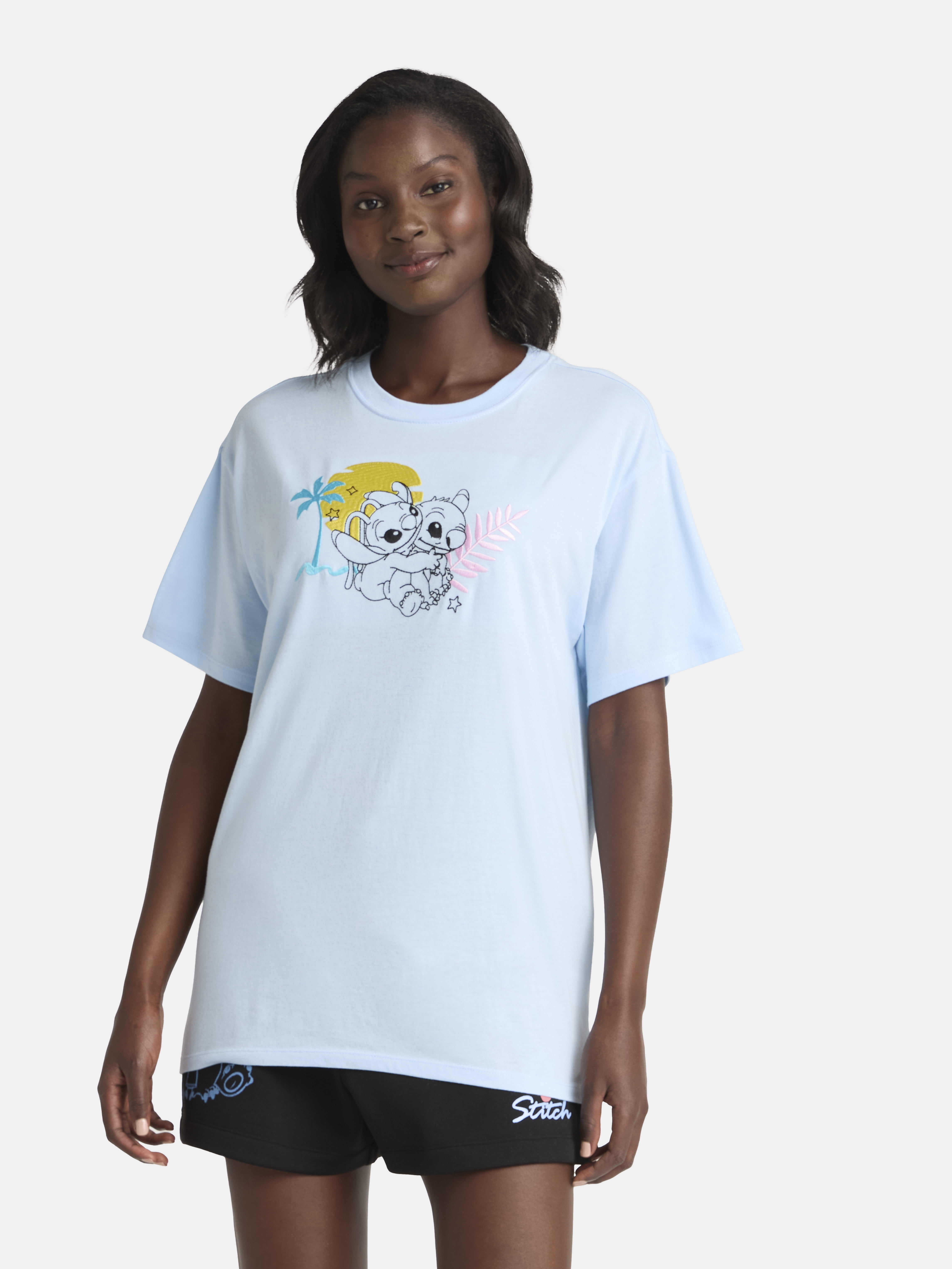 Disney Stitch Women's Graphic Tee with Short Sleeves, Sizes XXS-XXL