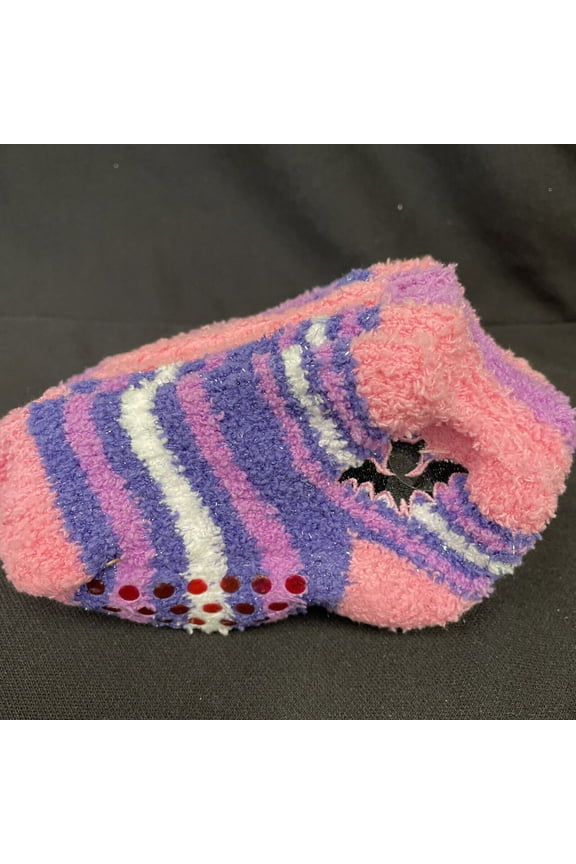 Vampires Girls 3 Pack No Show Grip Socks Size 7-10