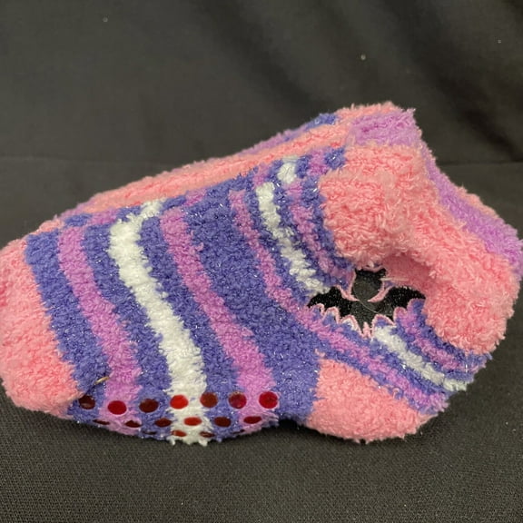 Disney Vampires Girls 3 Pack No Show Grip Socks Size 7-10