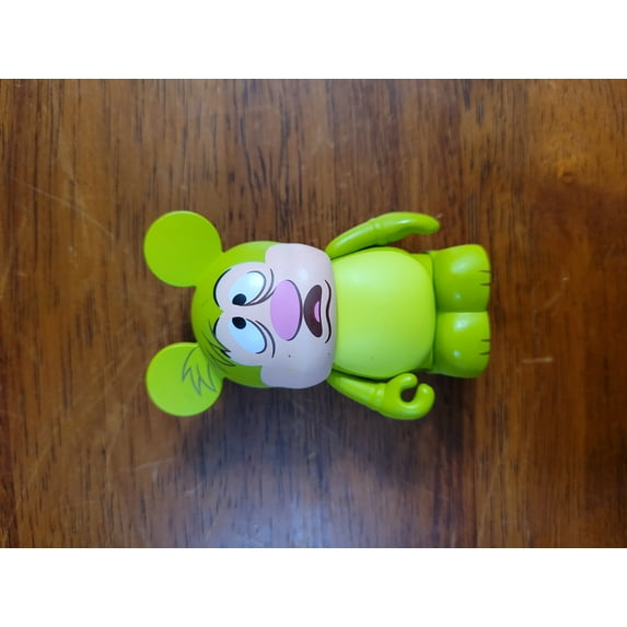 Disney Vinylmation Alice in Wonderland Series Non-Variant Green Hedgehog Figure