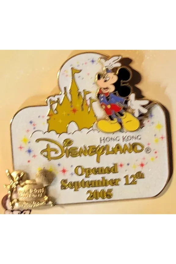 WDW Dave Smith Collection Hong Kong Disneyland LE 2000 Pin