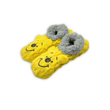 Disney Winnie the Pooh, Women's 3D Cable Knit Chenille Slipper Socks, 1-Pack, Size 4-10