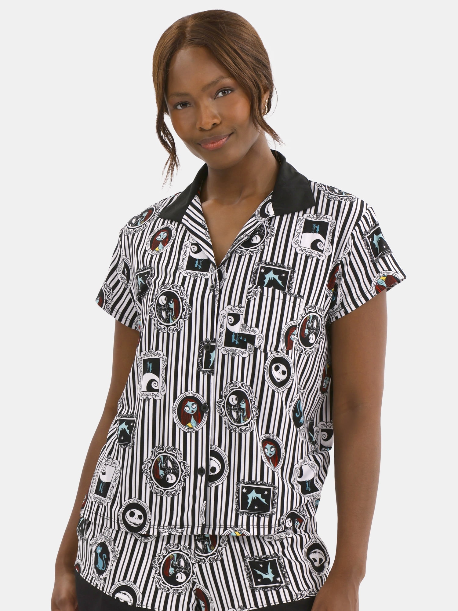 Women's Nightmare Before Christmas Printed Notched Top and Shorts Pajama Set, 2-Piece, Sizes XS-3X