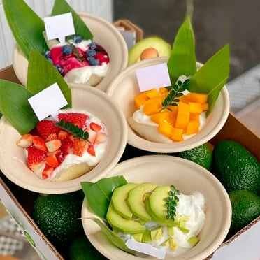 Disposable Compostable Paper Bowls 30Pcs with Lids Heavy Duty Disposable Bowls Bulk Soak-Proof and Microwave Safe for Hot/Cold Use