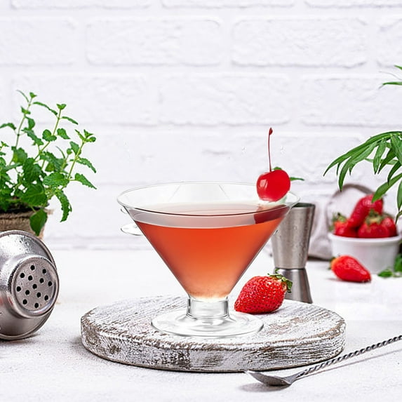 Disposable Plastic Cup Set, 50 Clear Cocktail Glasses, Food-Grade Reusable Cups, Elegant Dessert Presentation, Party Supplies for Birthday, Wedding, Buffets, Easy Assembly and Storage, 5oz Capacity,