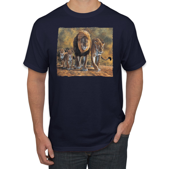 Distressed African Lion Family Desert Animal Lover Graphic T-Shirt
