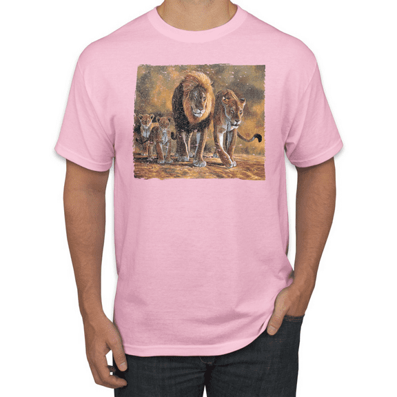 Distressed African Lion Family Desert Animal Lover Graphic T-Shirt
