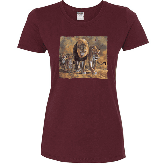 Distressed African Lion Family Desert Animal Lover Womens Graphic T-Shirt