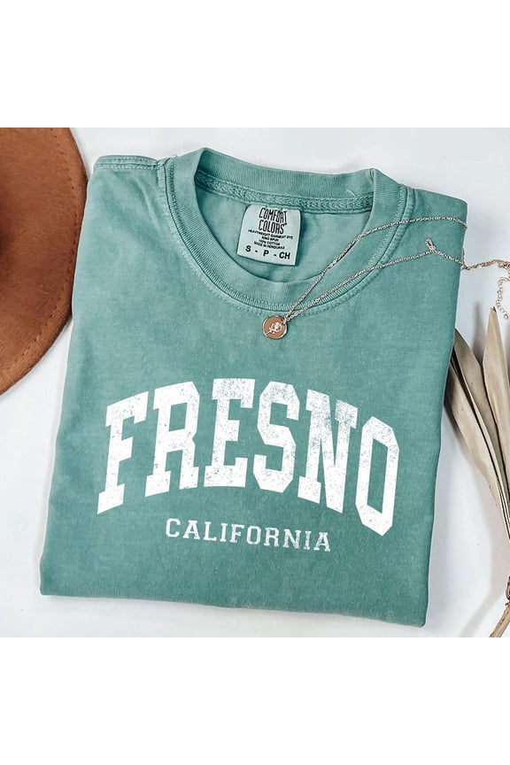 Distressed Fresno California T-Shirt: Retro College Style