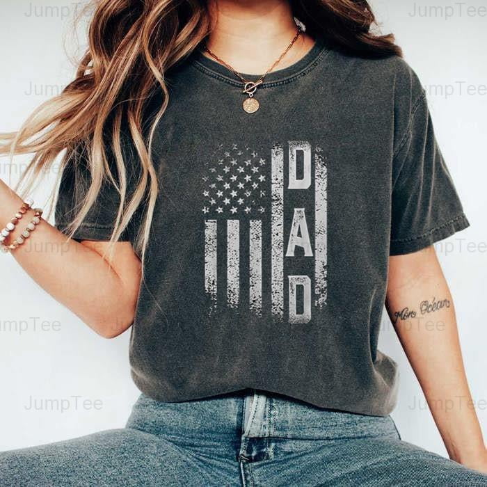 Distressed USA Dad 4th July Father's Day Patriotic Family American Flag