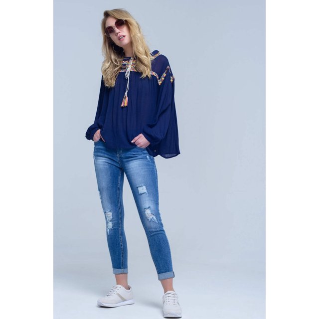 Distressed ripped skinny jean