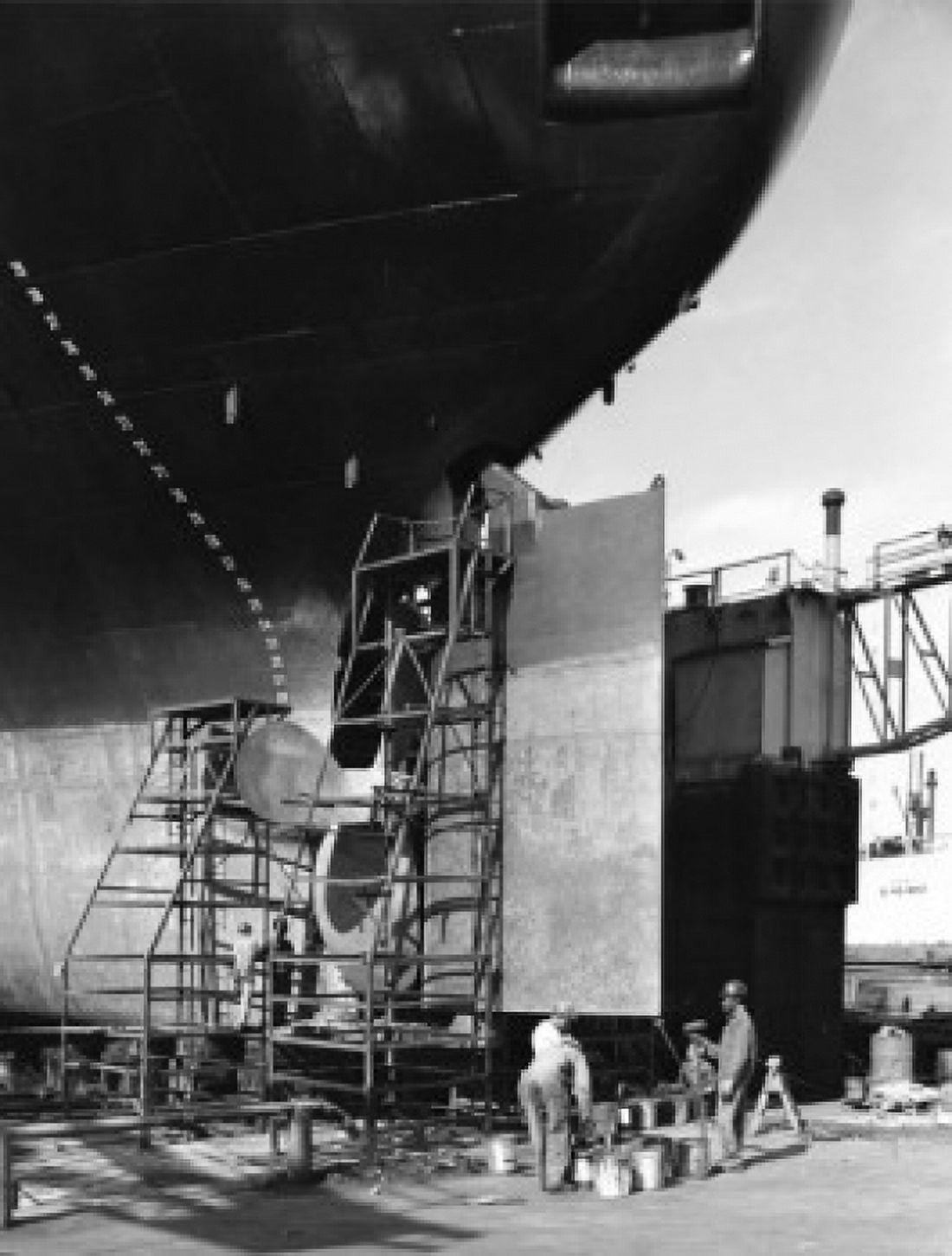 Dock workers working in a shipyard Canvas Art - (18 x 24)