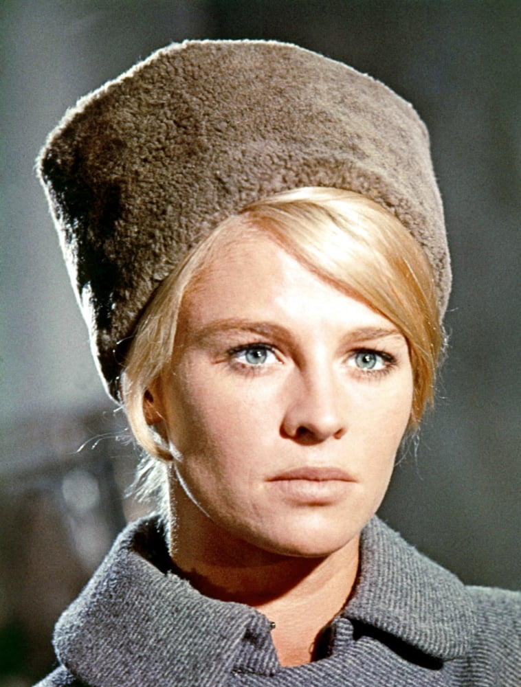 Doctor Zhivago Canvas Art - (16 x 20)