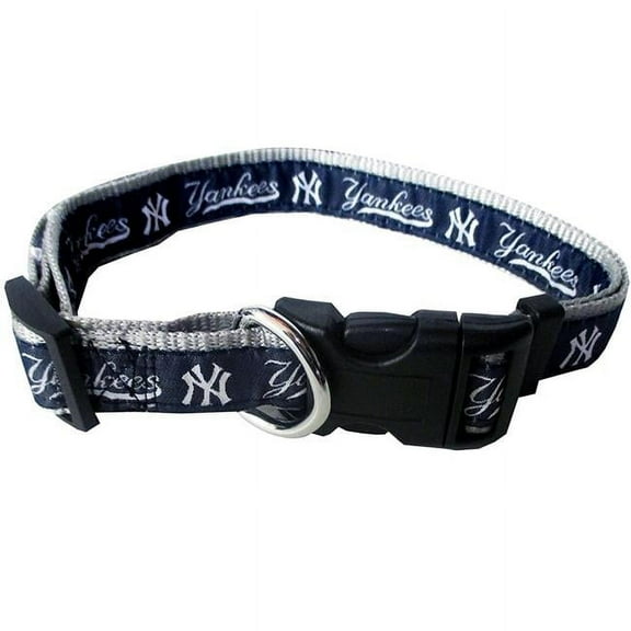 Doggie Nation New York Yankees Collar Ribbon - Small