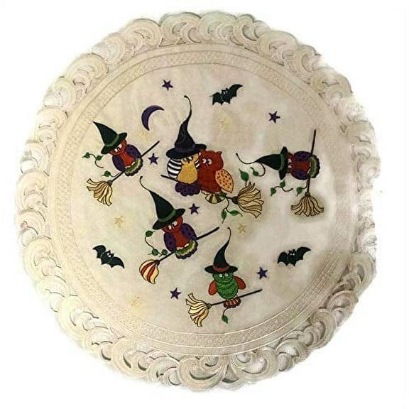 Doily Boutique Halloween Round Doily with Owls and Witch Hats on Ivory Fabric, Size 23 inches