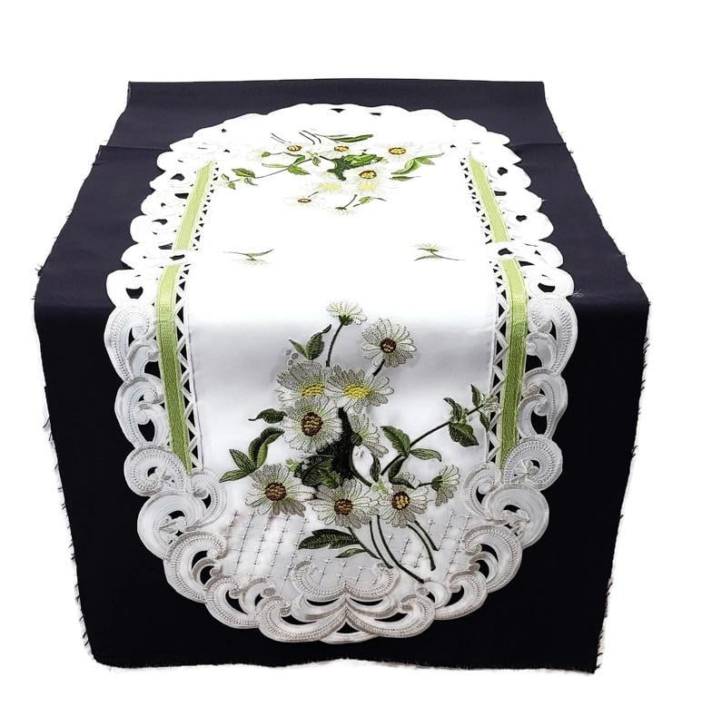 Doily Boutique Table Runner with Daisy Flowers on Bleached White Fabric Size 44 x 15 inches