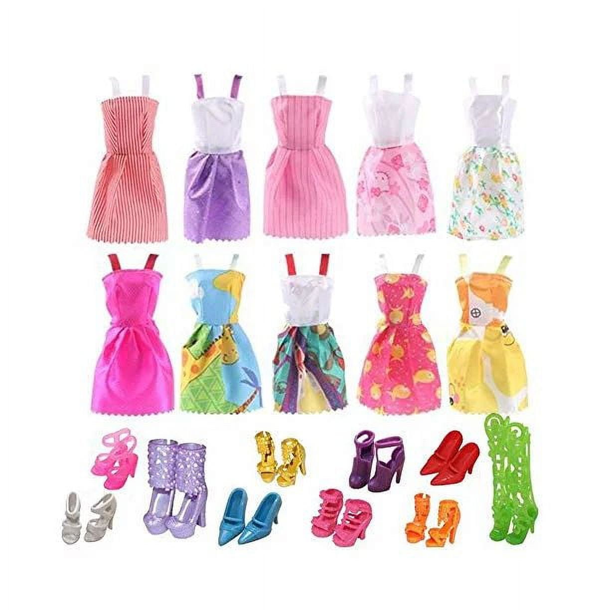 69 PCS Barbie Clothes Doll Fashion Wear Clothing Outfits Dress up Gown  Shoes Lot