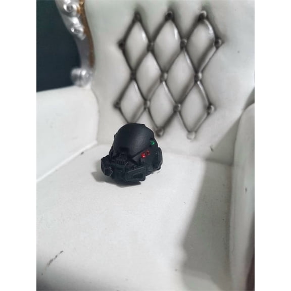 Dollhouse Accessory Square Gas Mask Model for 6" Figures, 1/12 Scale Soldier Respirator Accessory