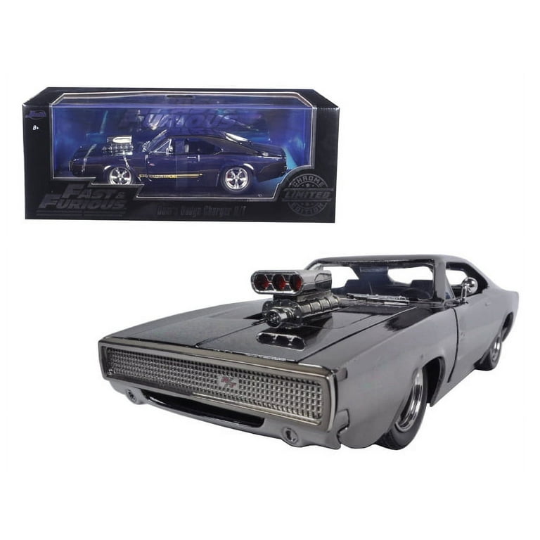 ミニカー 1:24 DOM&#39;S 1970 DODGE R/T w/DOM TORETTO Amazon.com: Jada Fast & Furious 1:24 Dom's Dodge Charger Die