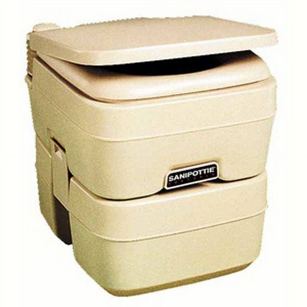 Dometic 5 gal Portable Toilet