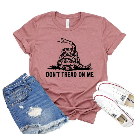 Don't Tread on Me T-shirt United States Tshirt Gadsden Flag Shirt Rattlesnake Shirts Women's Patriotic Gift