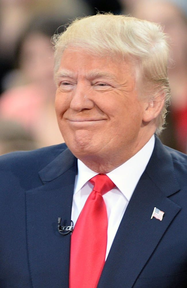 Donald Trump In Attendance For Donald Trump Town Hall On The Nbc Today Show Canvas Art - (16 x 20)