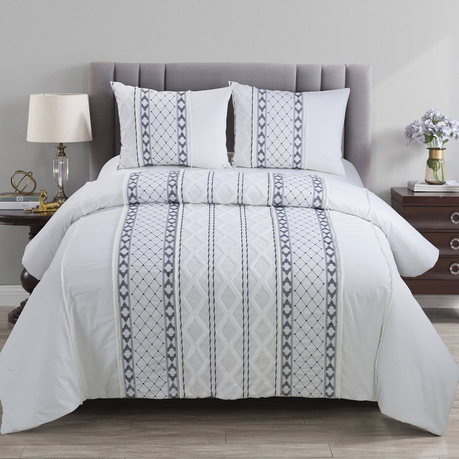 White and Indigo Cotton Full Comforter Set with Embroidery
