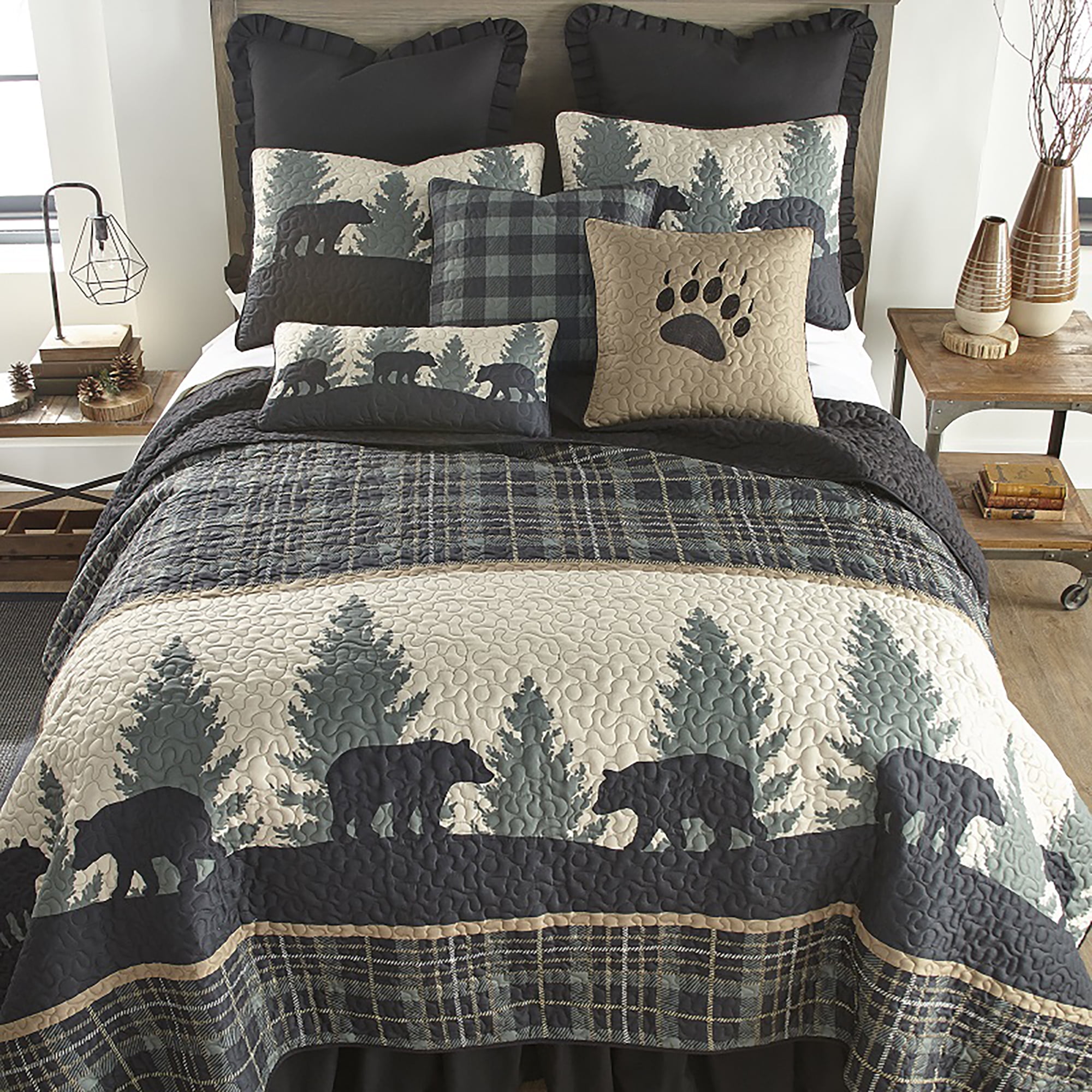 Black and Beige Twin Microfiber Reversible Quilt Set