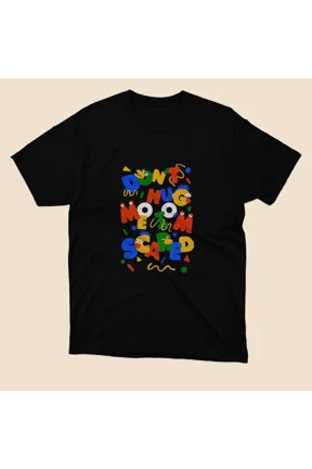 Dont Hug me im Scared Meme T-shirt Black Size S to 5XL