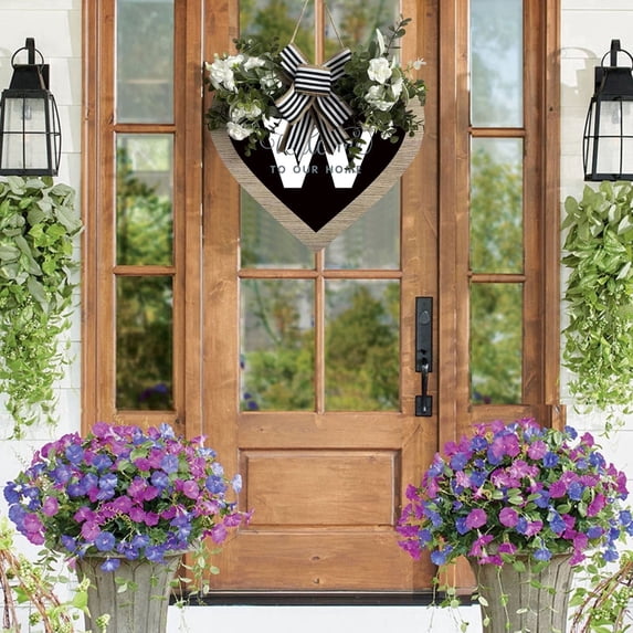 Door Sign for Home Front Door—Heart Shape Name Plaque with Last Name Initials Farmhouse Outdoor Hanging Door Decoration for Spring Seasonal Front Porch