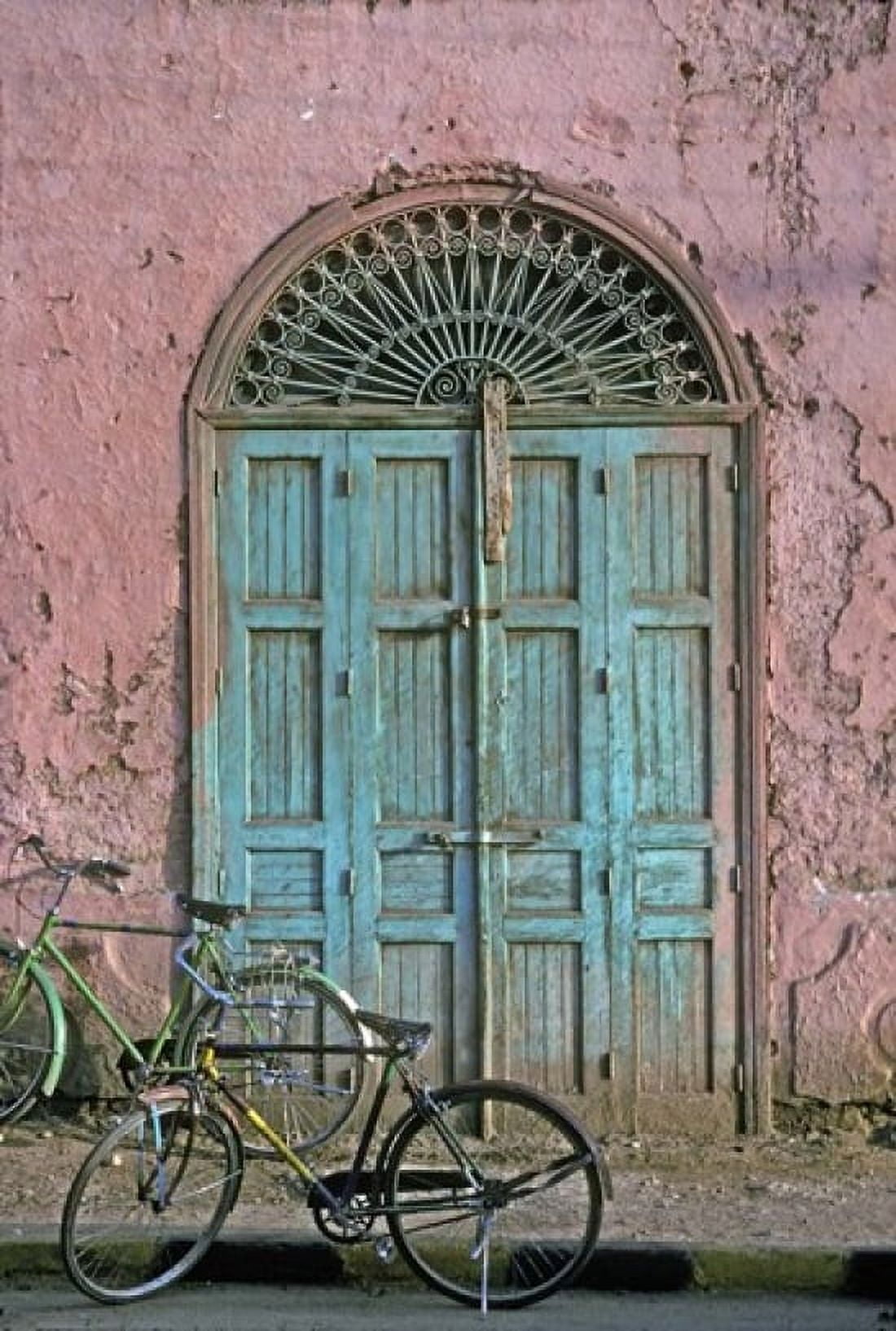 Door in Luxor Egypt Canvas Art - Janis Miglavs DanitaDelimont (24 x 36)