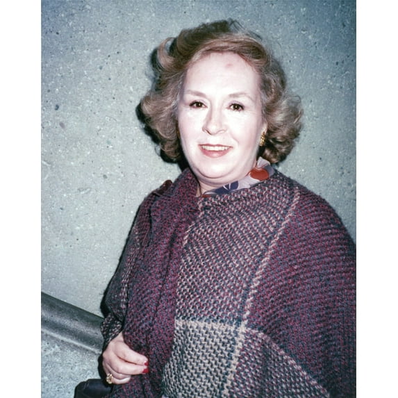 Doris Roberts Portrait in Plaid Shawl Photo Print (24 x 30)