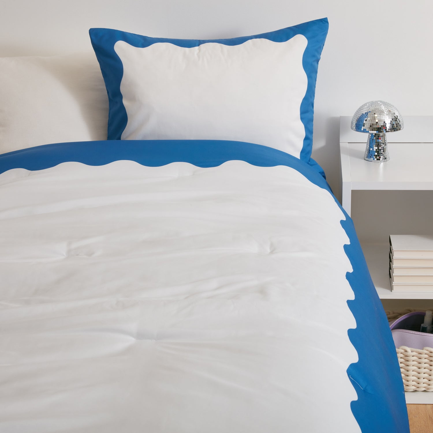 Dormify Bubble Border Comforter and Sham Set, Includes Sham, Twin/Twin