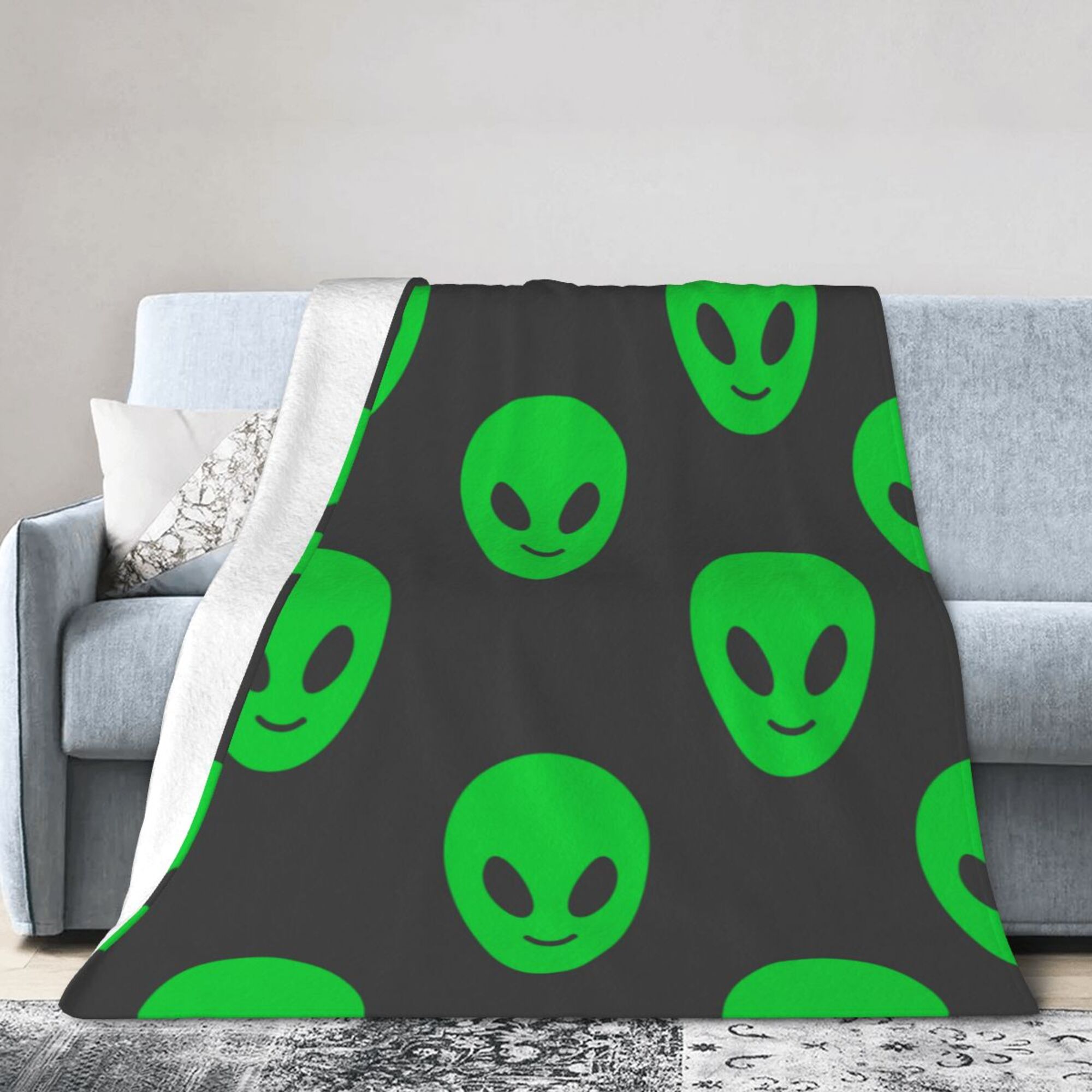 DouZhe Ultra-Soft Micro Fleece Lightweight Flannel Bed Blanket, Cartoon ...