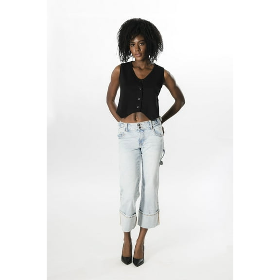 Double-Button Skater Capri with Carpenter Details