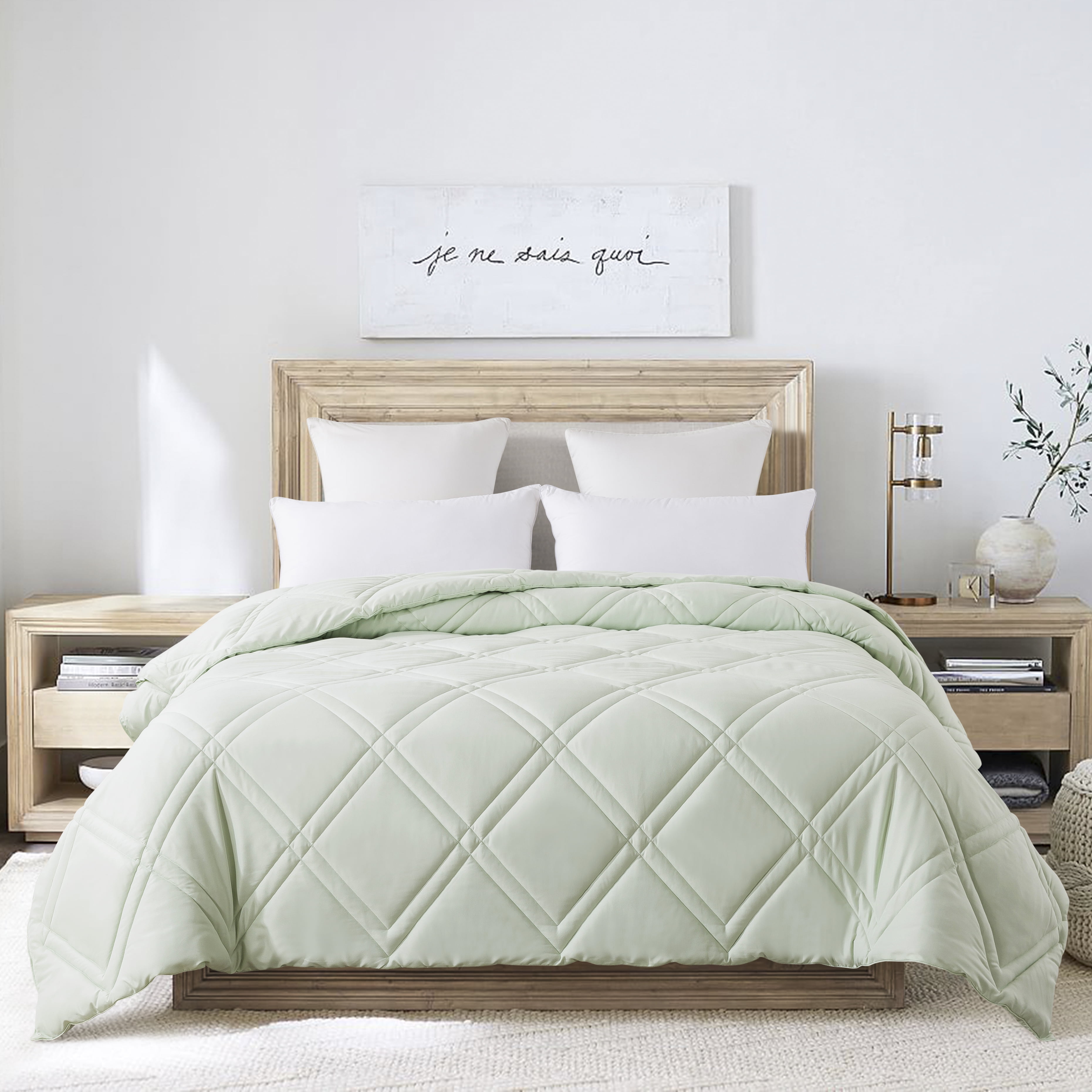 "Double Diamond Down Alternative Comforter - Twin - Dewkist"