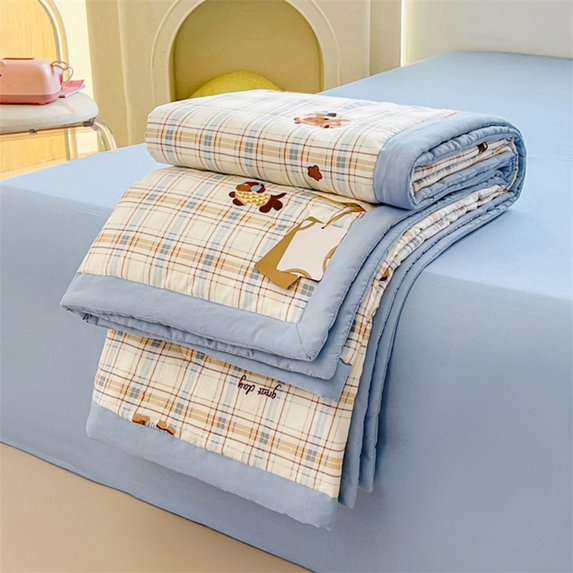 Double Layer Yarn Cooling Quilt Breathable Moisture Wicking Machine Washable Lightweight All Season Comfort