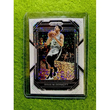 Doug McDermott WHITE SPARKLE PRIZM CARD SSP /20 Panini 2022 Prizm MAKE AN OFFER