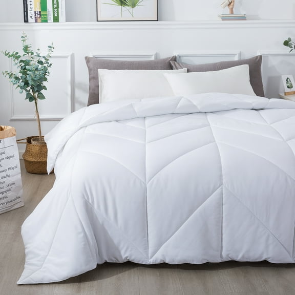 Down Alternative Comforter - Chevron - White - King