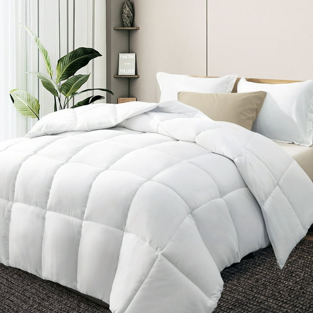 Downcool Full/Queen Comforter, White All Season Hotel Down