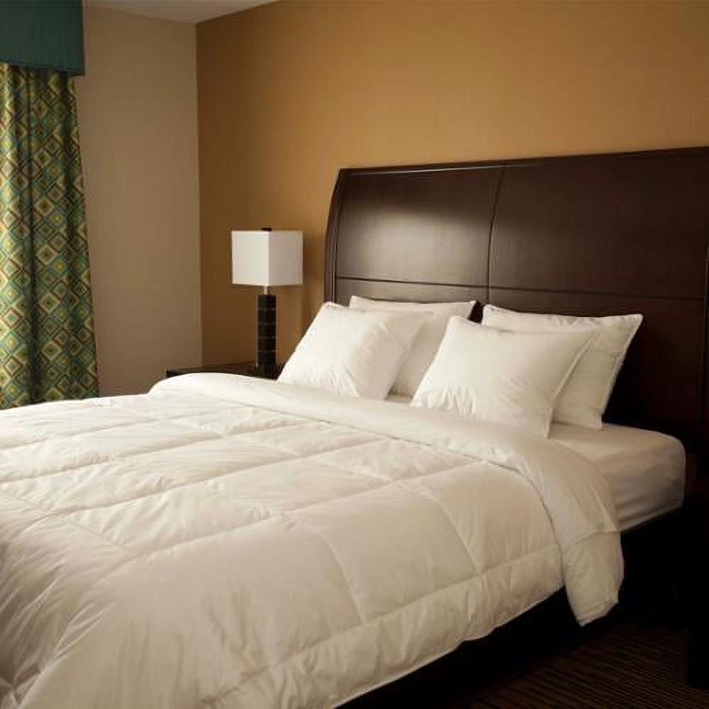 Full White Cotton Hypoallergenic Down Alternative Comforter