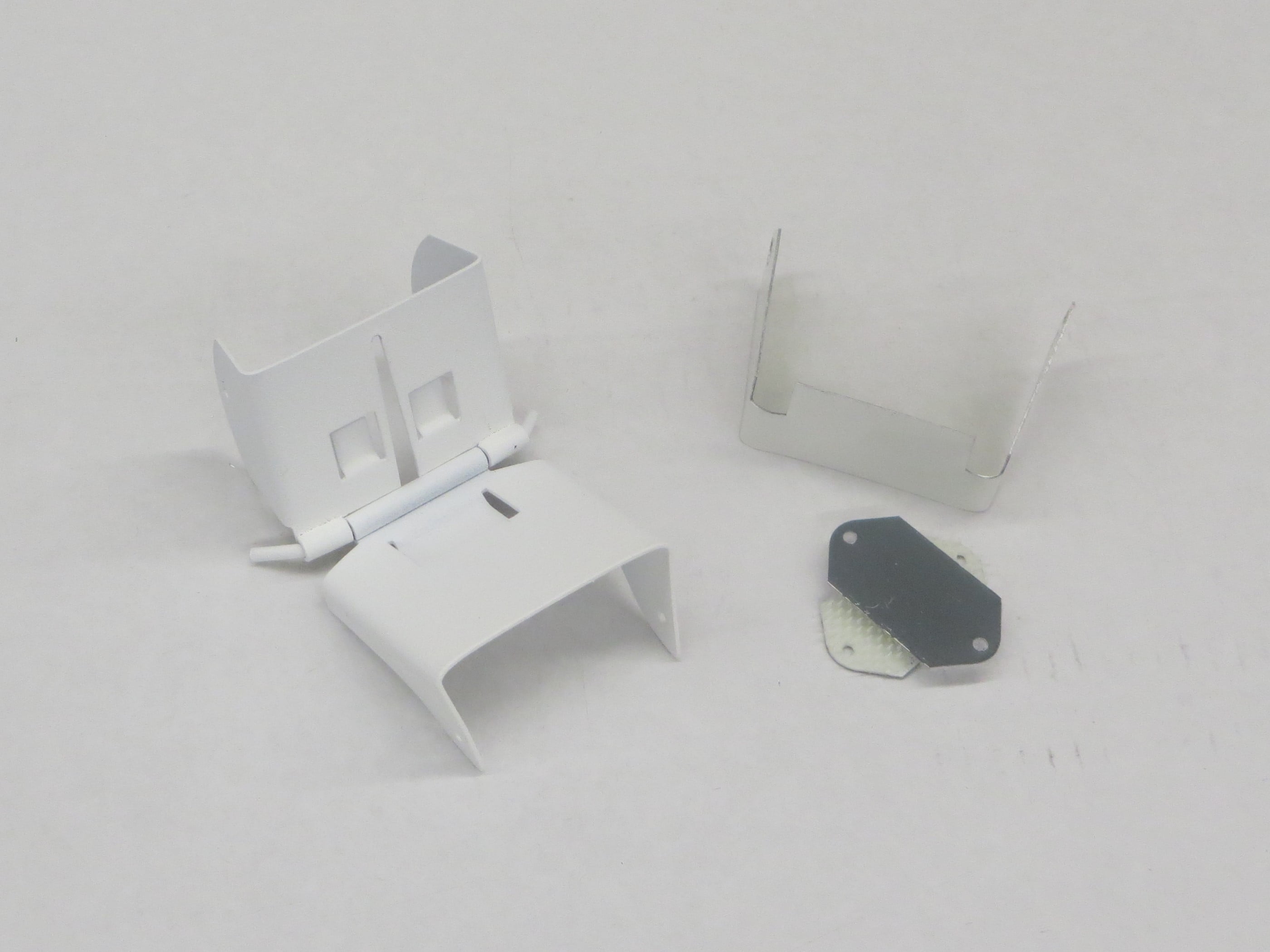 Downspout Extension FlipUp Hinge for 2x3 B Style (2X3 B, WHITE