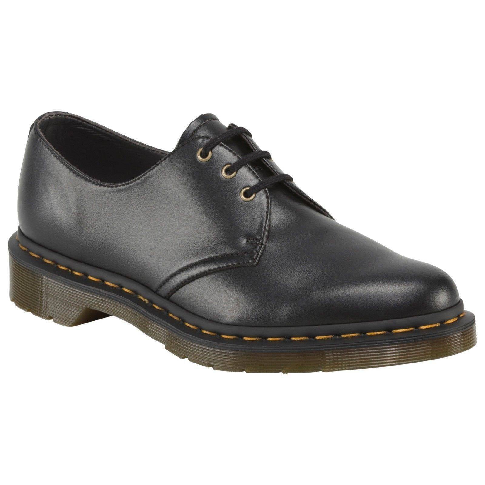 Dr. Martens 1461 Vegan 3ホール Dr. Martens Unisex 1461 Vegan 3 Eye Shoe Boot, Black, Size