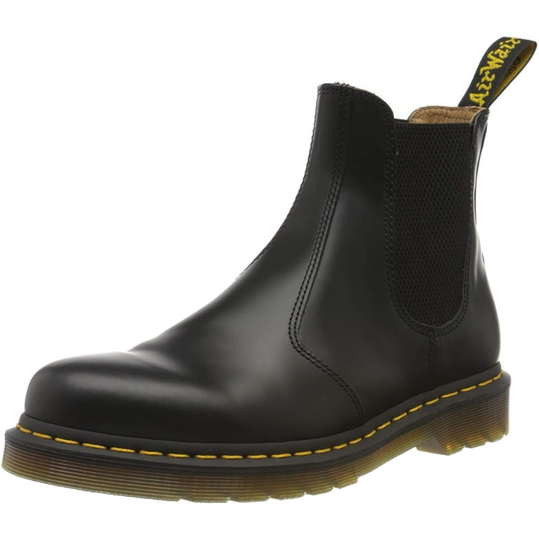Black chelsea sale boots doc martens