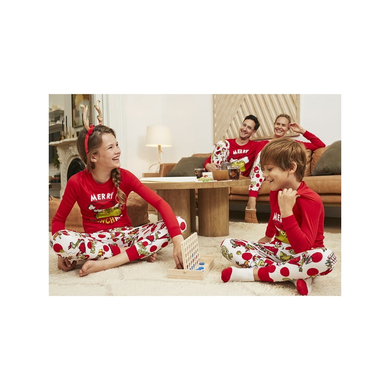 Dr. Seuss Grinch Women s Matching Family Pajamas Set 2 Piece Sizes S 3X