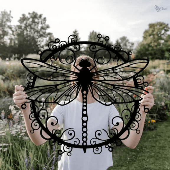 Dragonfly Metal Wall Art, Nature-Inspired Outdoor Garden Decor for Yard, Patio