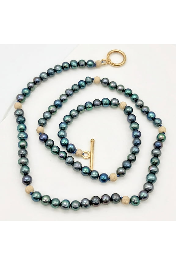 Dramatic Blue Rainbow Peacock Freshwater Pearl 14Kgf Necklace 18 1/2 inch