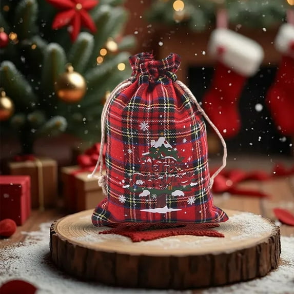 Drawstring Gift Bags, Christmas Red Plaid Cotton Bags, Reusable Holiday Favor Bags, 5.5x3.9 Inch Treat Pouches for Candy Cookies Party Favors and Festive Gift Wrapping Supplies